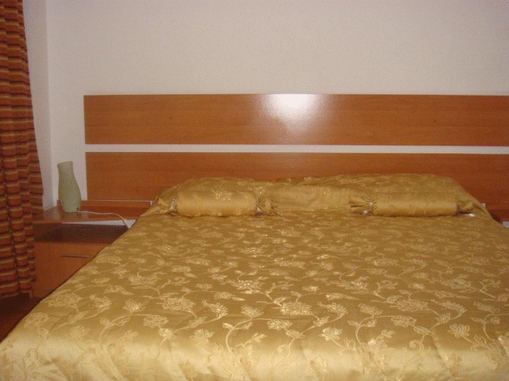 Villa Edera Residence - Gazda Profesionista Бухарест Номер фото
